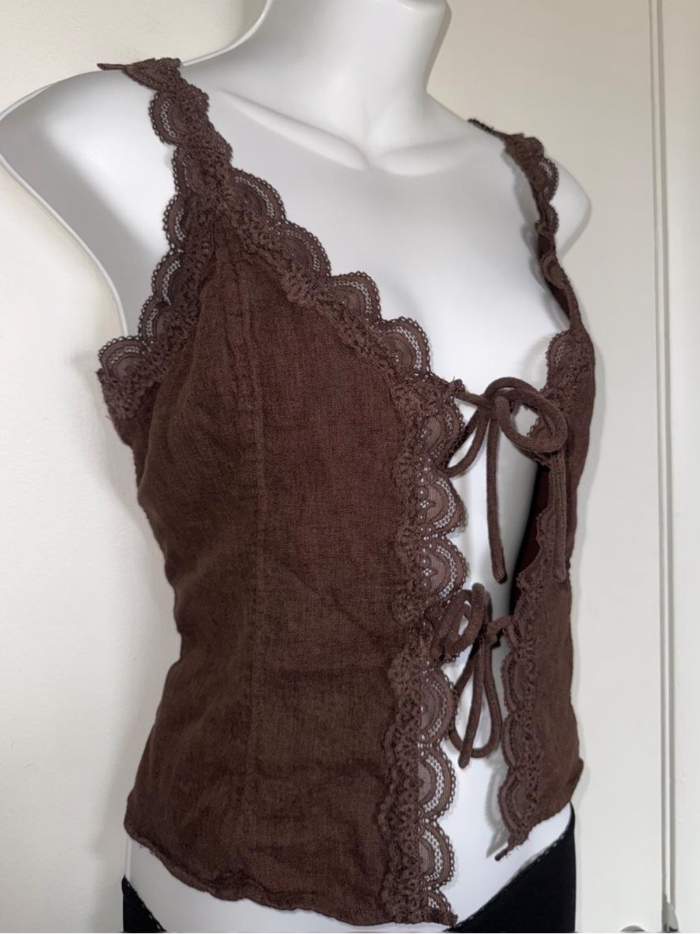 Abercrombie & Fitch Lace Trim Front Tie Peplum Linen Blend Top - Picture 3 of 5